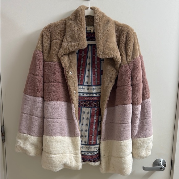 Women's Multicolor Faux Fur Jacket - Picture 4 of 4